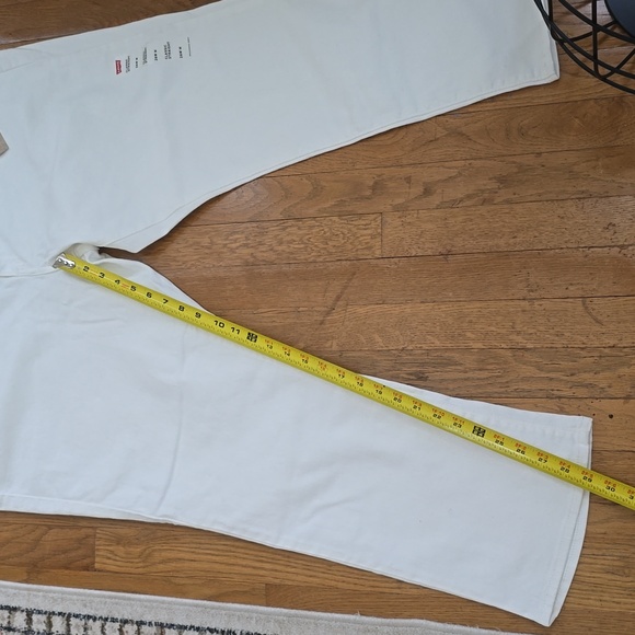 LEVIS BRAND WOMEN'S WHITE STRETCH JEANS SIZE 26W MEDIUM - Picture 12 of 13